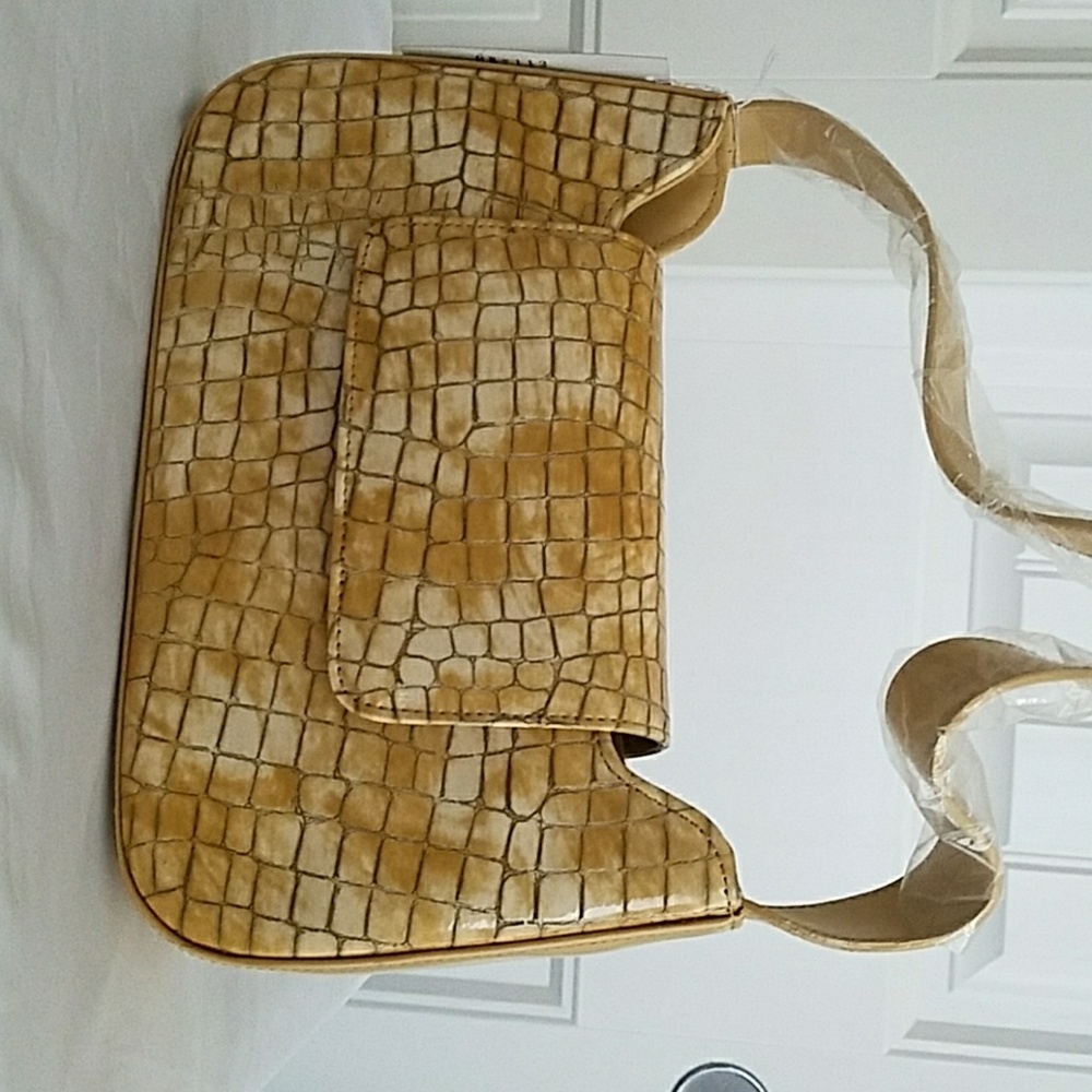 Handbag - Picture 2 of 3